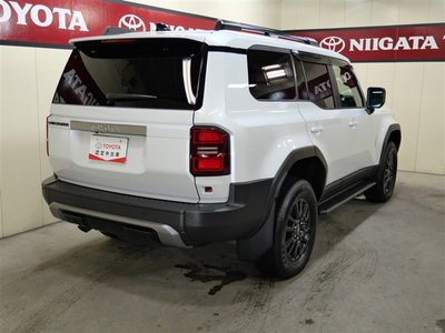 TOYOTA LAND CRUISER 250 - 6