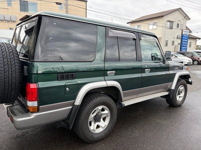 TOYOTA LAND CRUISER 70 - 3