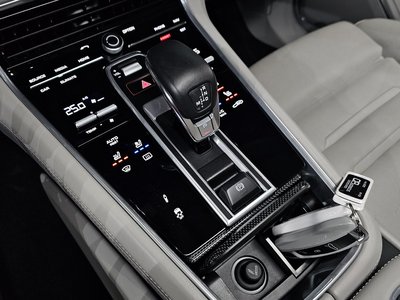 PORSCHE PANAMERA - 9