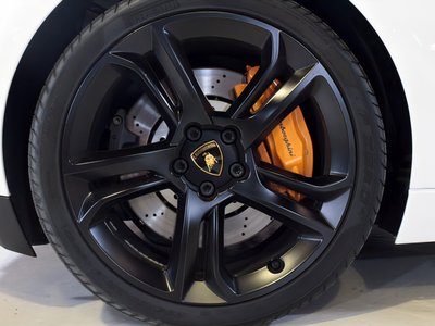 2011 Lamborghini GALLARDO — миниатюра 20