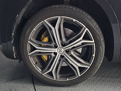 صورة 6 لـ 2020 Maserati LEVANTE