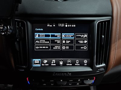 2020 Maserati LEVANTE — миниатюра 17