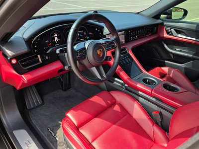 PORSCHE TAYCAN - 4