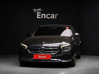 MERCEDES-BENZ E-CLASS - 2