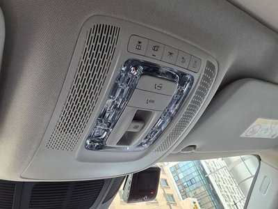2025 Mercedes-BENZ GLE — миниатюра 17