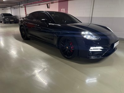 PORSCHE PANAMERA - 6
