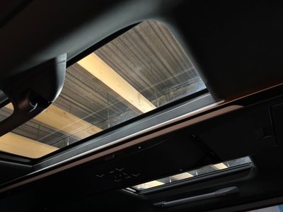 TOYOTA ALPHARD - 3