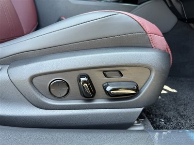 2024 Lexus ES thumbnail 27