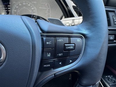 2024 Lexus ES thumbnail 19