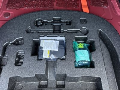 2024 Lexus ES thumbnail 30
