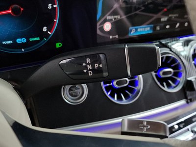 MERCEDES-BENZ E-CLASS - 9