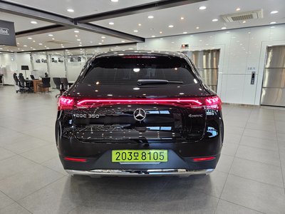 MERCEDES-BENZ EQE - 3