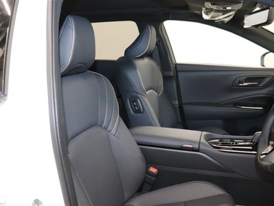 2026 Toyota CROWN ESTATE thumbnail 23