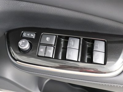 2026 Toyota CROWN ESTATE thumbnail 40