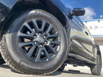 TOYOTA LAND CRUISER PRADO - 9