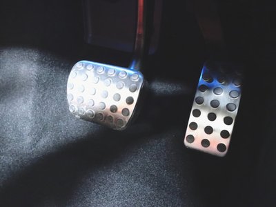 MERCEDES-BENZ GLA - 9