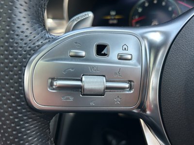 2019 Mercedes-BENZ C-CLASS AMG thumbnail 38