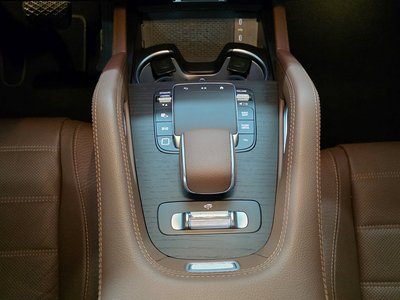 صورة 9 لـ 2025 Mercedes-BENZ GLE