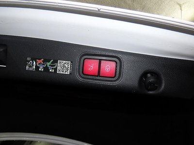 MERCEDES-BENZ E-CLASS - 7