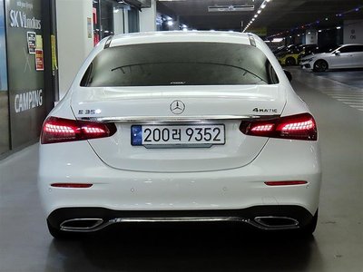 MERCEDES-BENZ E-CLASS - 6
