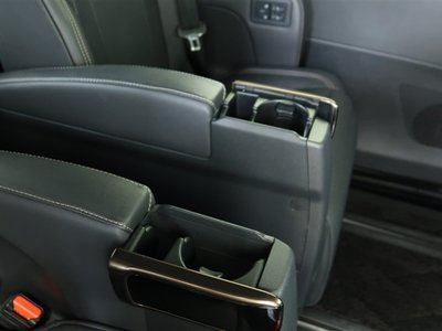 صورة 17 لـ 2023 Toyota VELLFIRE
