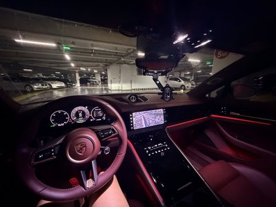صورة 10 لـ 2025 Porsche PANAMERA
