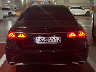 MERCEDES-BENZ E-CLASS - 3