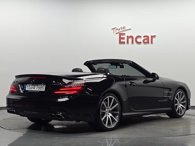 صورة 3 لـ 2016 Mercedes-BENZ SL