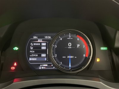صورة مصغرة 9 لـ 2021 Lexus IS