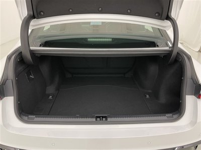 صورة مصغرة 15 لـ 2021 Lexus IS