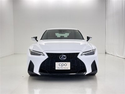 صورة مصغرة 3 لـ 2021 Lexus IS