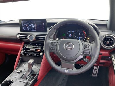 صورة مصغرة 7 لـ 2021 Lexus IS