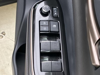 2026 Toyota CROWN CROSSOVER 缩略图 28