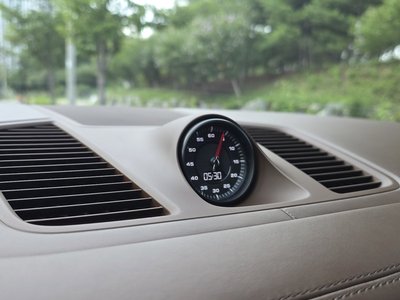 2020 Porsche CAYENNE photo 10