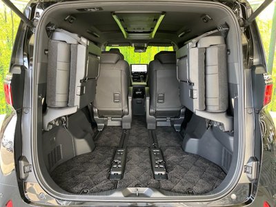 2024 Toyota ALPHARD — миниатюра 12