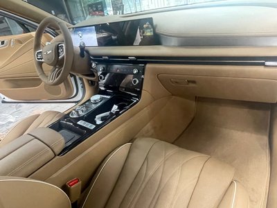 GENESIS G80 (RG3) - 10