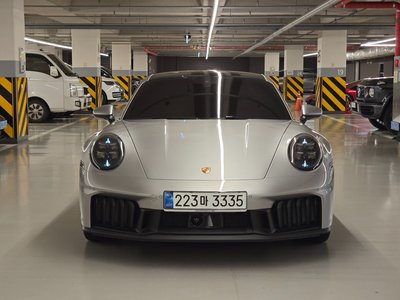 PORSCHE 911 - 4