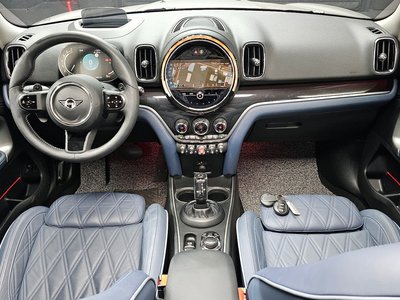 MINI COUNTRYMAN - 5