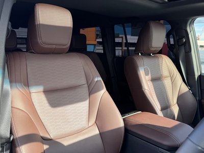 TOYOTA LAND CRUISER 250 - 6