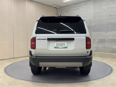 Thumbnail 24