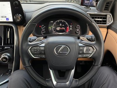 LEXUS LX - 8