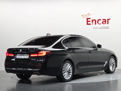 صورة 4 لـ 2023 BMW 5 SERIES