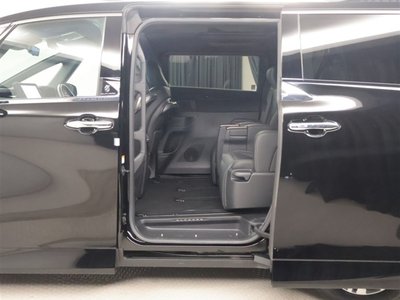 2025 Toyota ALPHARD 照片 31