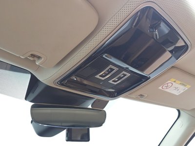 2018 LAND Rover RANGE ROVER — миниатюра 25