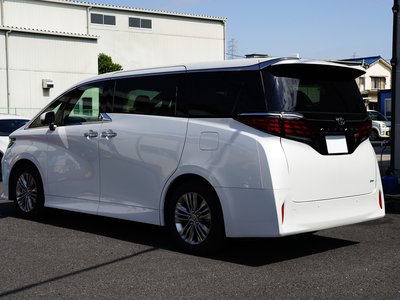 TOYOTA ALPHARD - 4