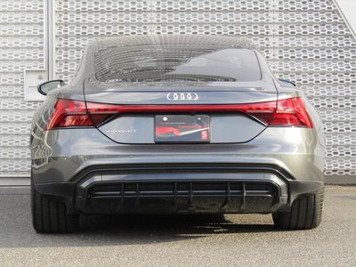 AUDI E-TRON GT QUATTRO - 6