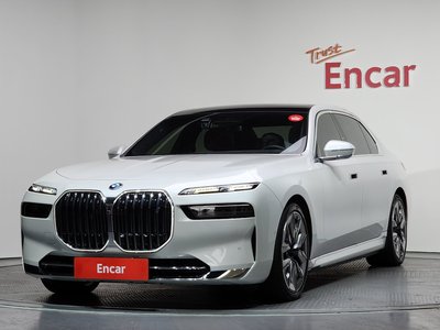 BMW I7 - 1