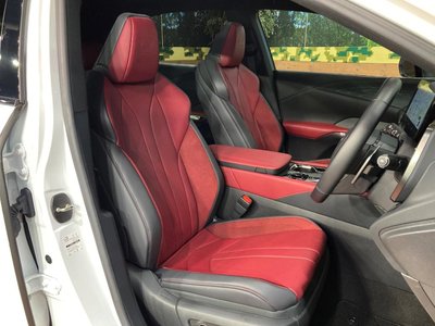 LEXUS RX - 9