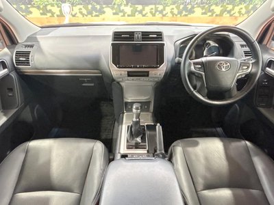 TOYOTA LAND CRUISER PRADO - 2