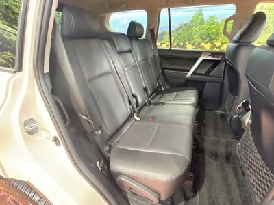 TOYOTA LAND CRUISER PRADO - 10